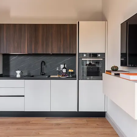 Openhouse Ξενοδοχείο *